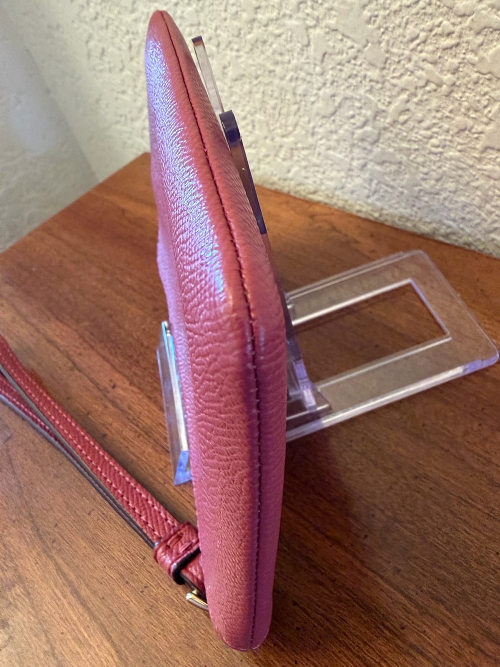 Coach Corner Zip Wristlet Crossgrain Leather in Melon Pink, Gold Hardware, NWOT - Picture 2 of 10
